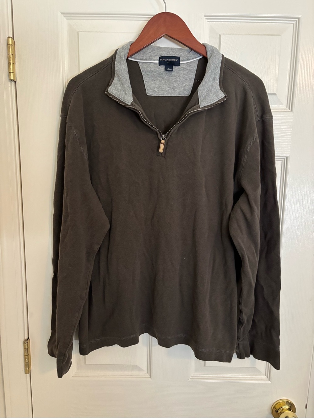 Banana Republic Men's Olive Green Quarter-Zip Pullover